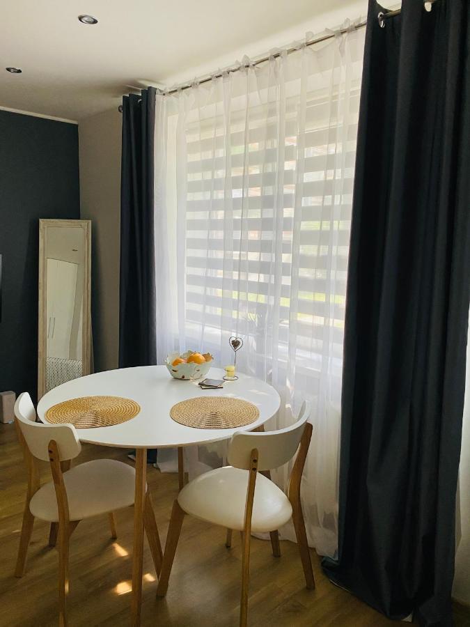Apartment Ariella Юрмала Екстер'єр фото